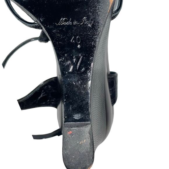 Louis Vuitton Black Croc Embossed Leather Butterfly Wedge Sandals   Size: EU 40 - Picture 11 of 11